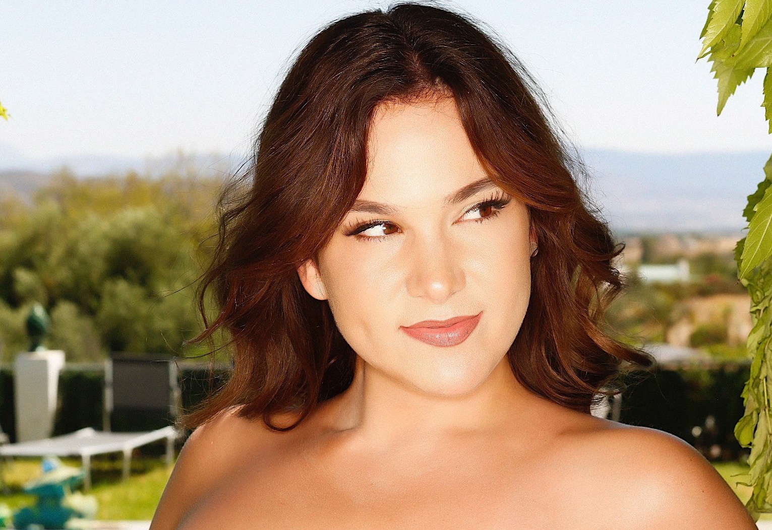Island Girl – FREE Video